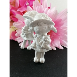 Bimba con cappello ed orsetto ed elefantino in gesso ceramico profumato